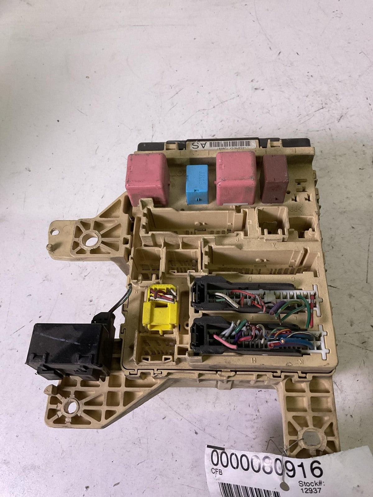 Cabin Fuse Box TOYOTA SIENNA 080