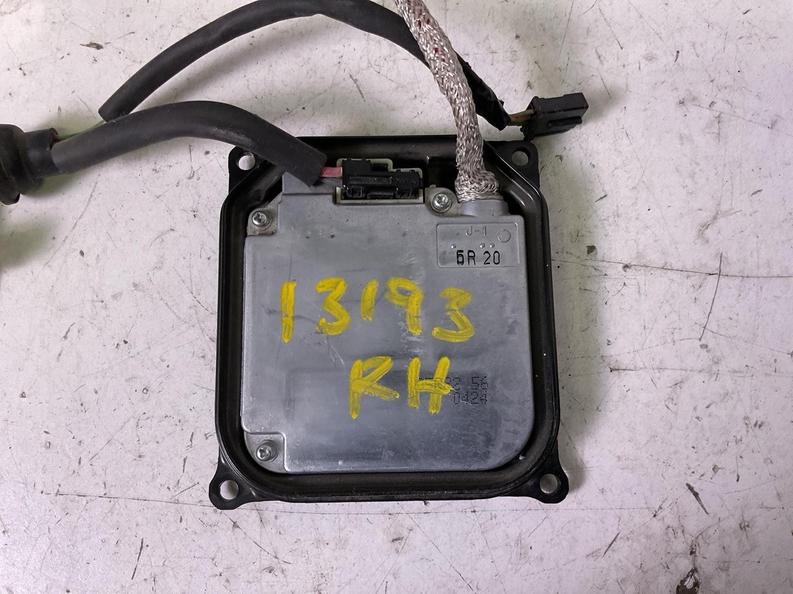 Headlamp Ballast LEXUS ES350 Right 141