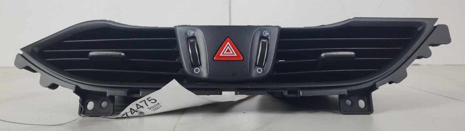 Air Cond./heater Vents HYUNDAI ELANTRA 180