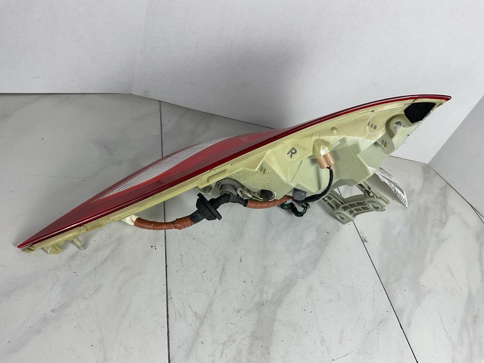 Tail Light Assembly HONDA INSIGHT Right 10 113