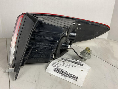 Tail Light Assembly HYUNDAI SONATA Right 18 193