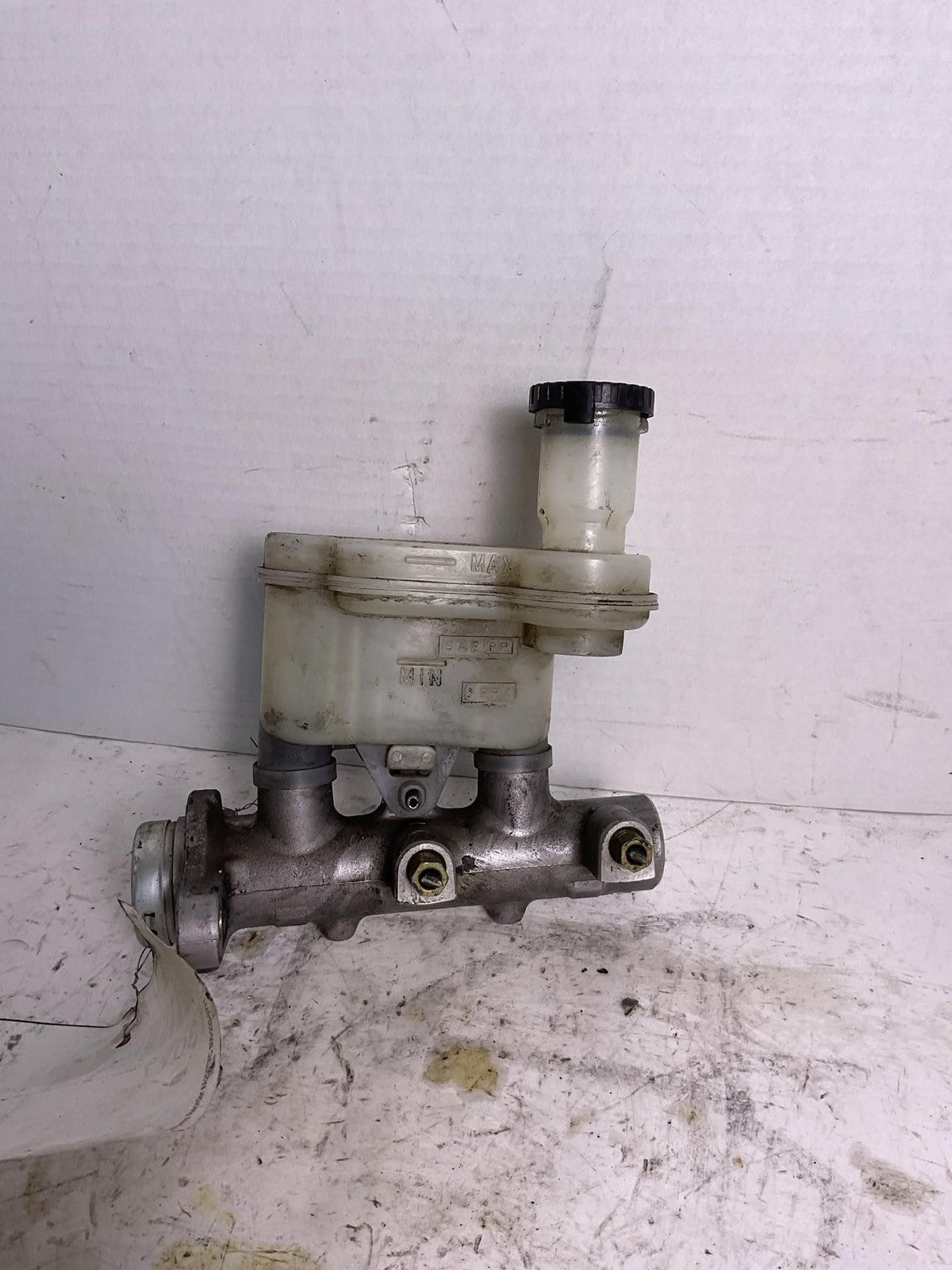 Master Cylinder NISSAN MAXIMA 04 05 06 07 080