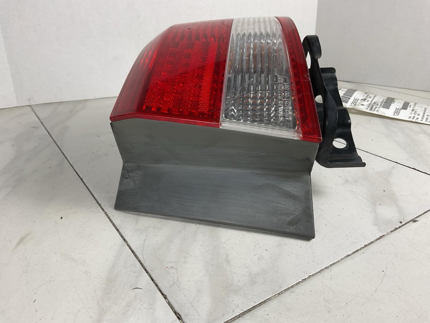 Tail Light Assembly HONDA ACCORD Right 03 04 053