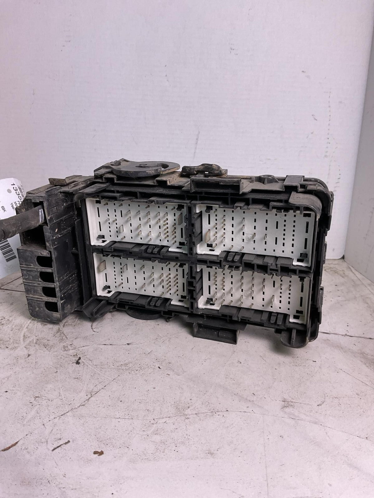 Engine Fuse Box CHEVY MALIBU 18 193