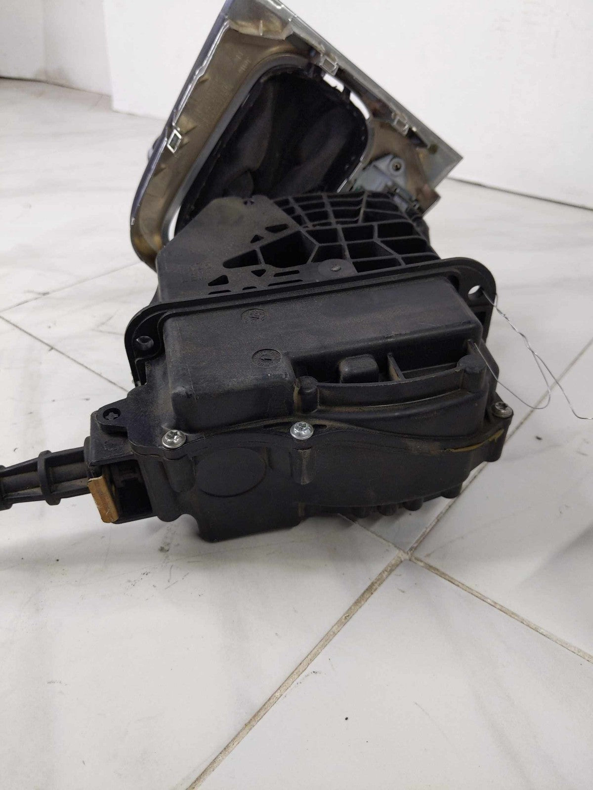 Automatic Transmission Floor Gear Shifter Assembly For 2011-2014 JETTA EXCEPT GL5