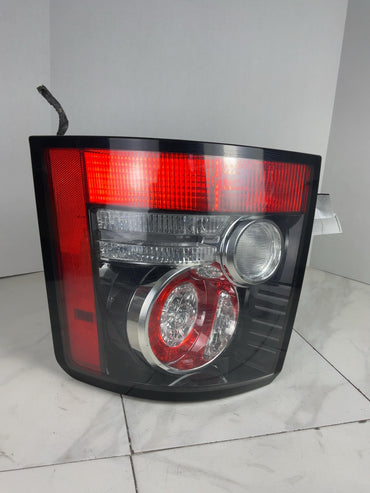 Right Passenger Side Tail Light Assembly for 2012-2013 RANGE ROVER SPORT1