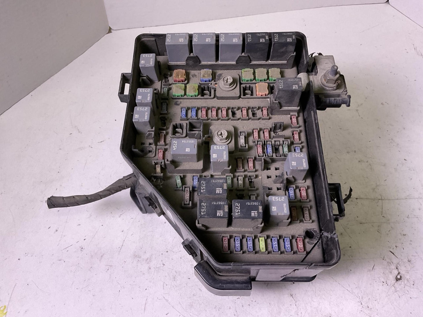 Engine Fuse Box CADILLAC CTS 11 12 13 140