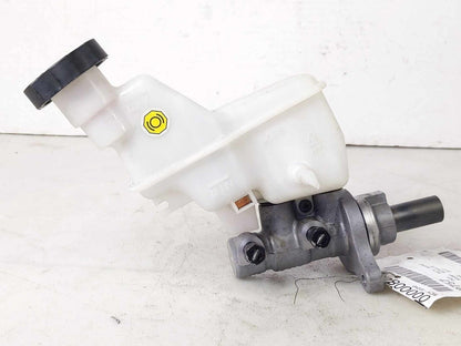 Master Cylinder HYUNDAI SONATA 15 16 17 18 190