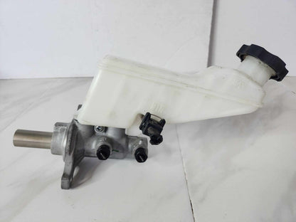 Master Cylinder HYUNDAI ELANTRA 17 18 190
