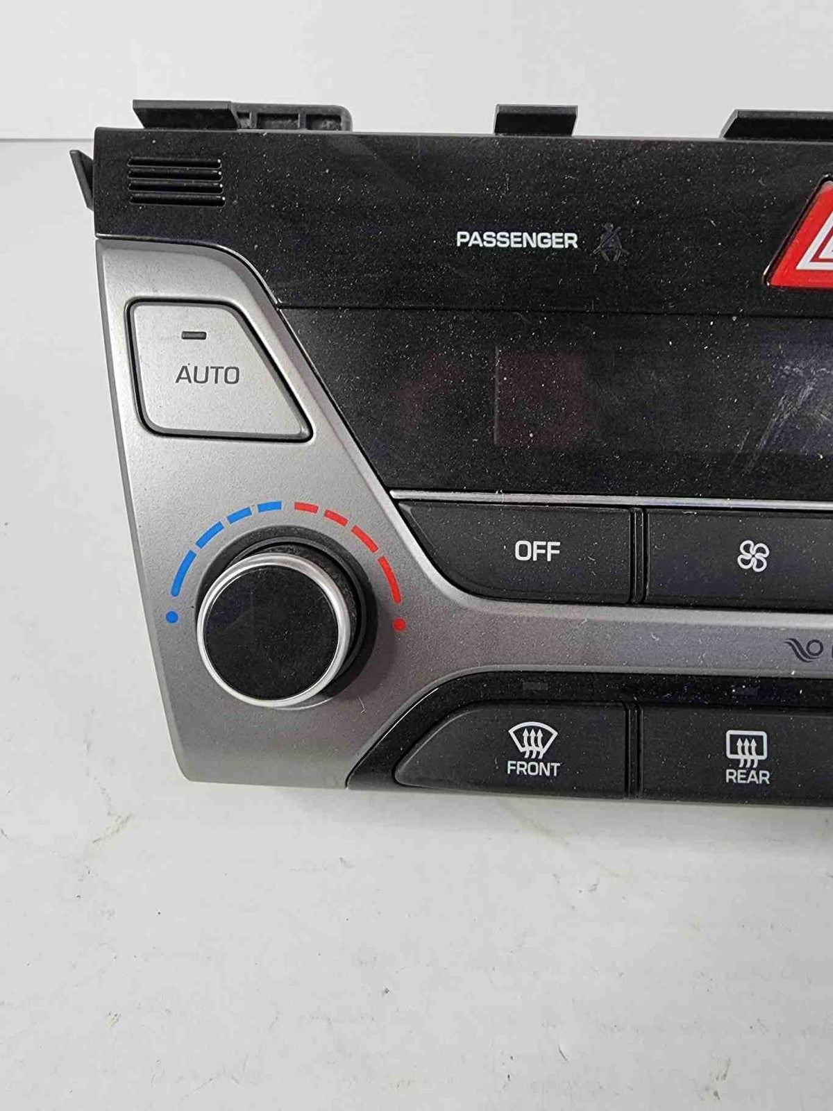 Heater A/c Control HYUNDAI ELANTRA 17 183