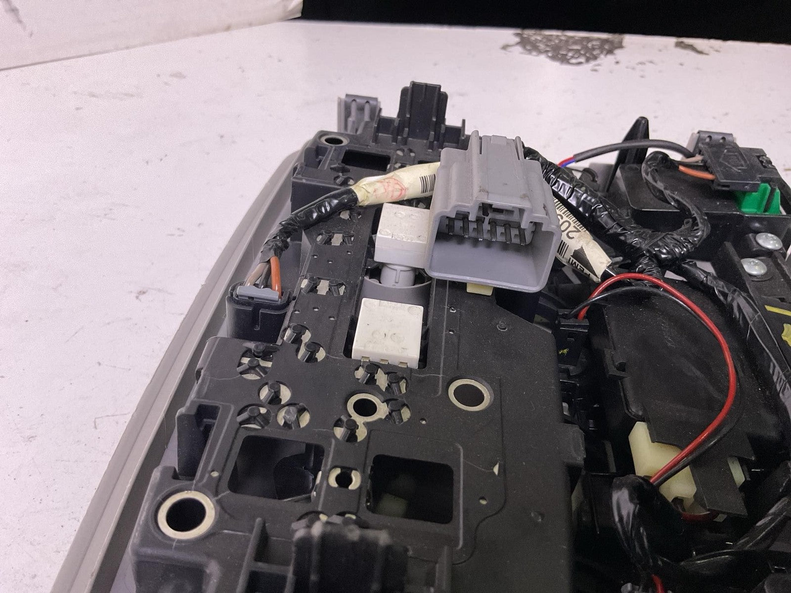 Interior Light BUICK ENCLAVE 123