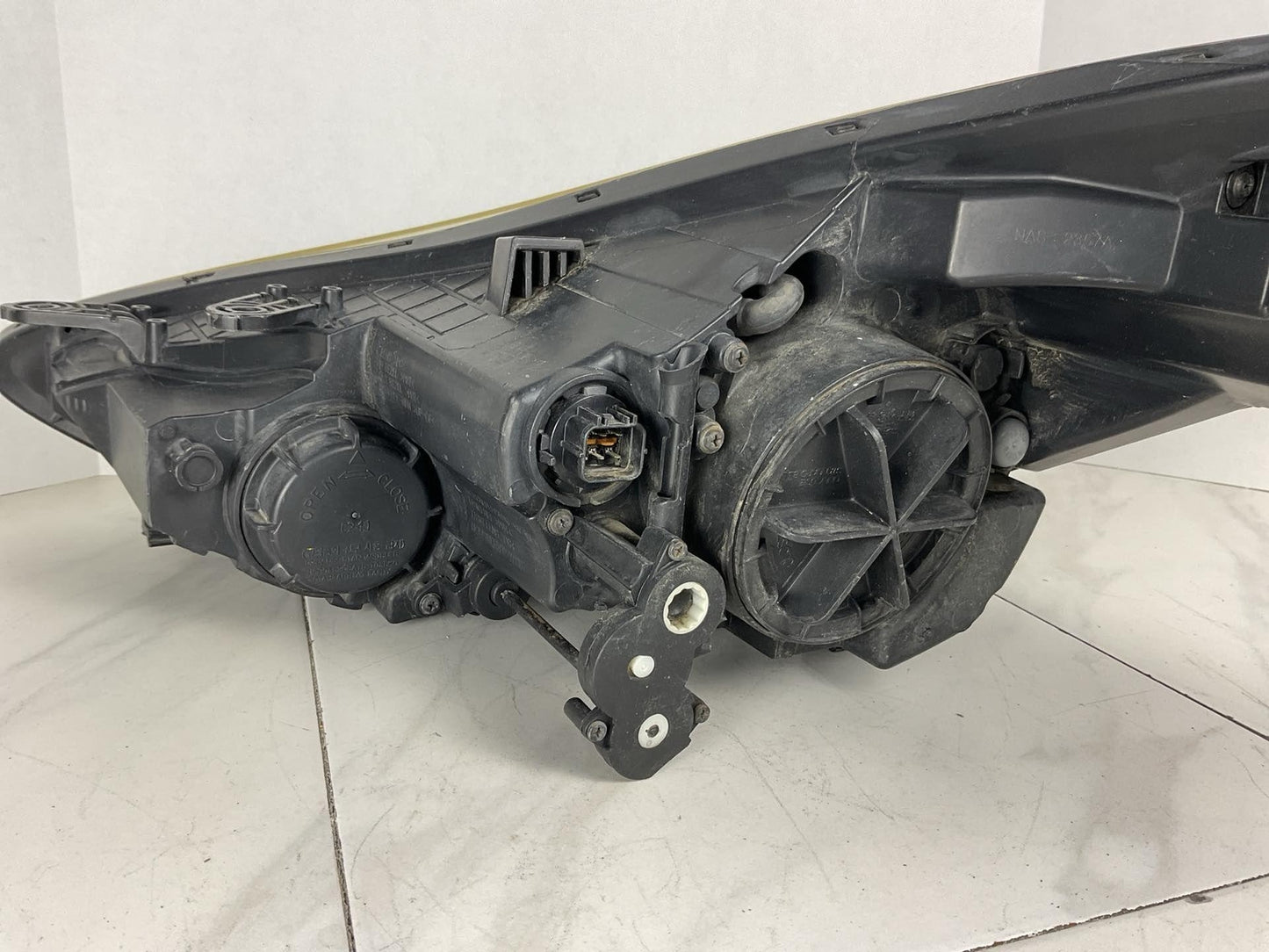 Right Passenger Side Headlight Assembly for 2011 2012 2013 Hyundai Elantra4