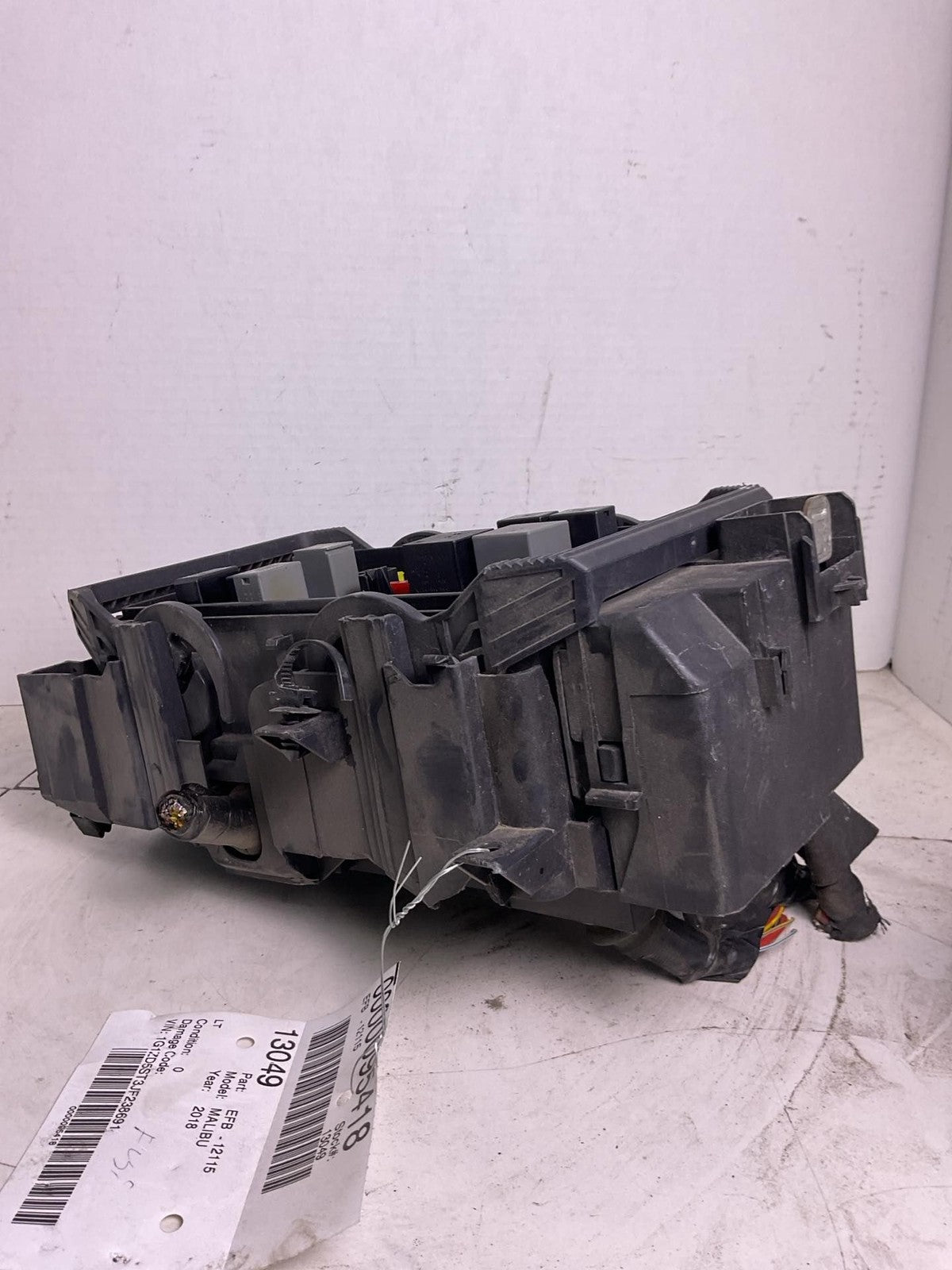 Engine Fuse Box CHEVY MALIBU 18 193