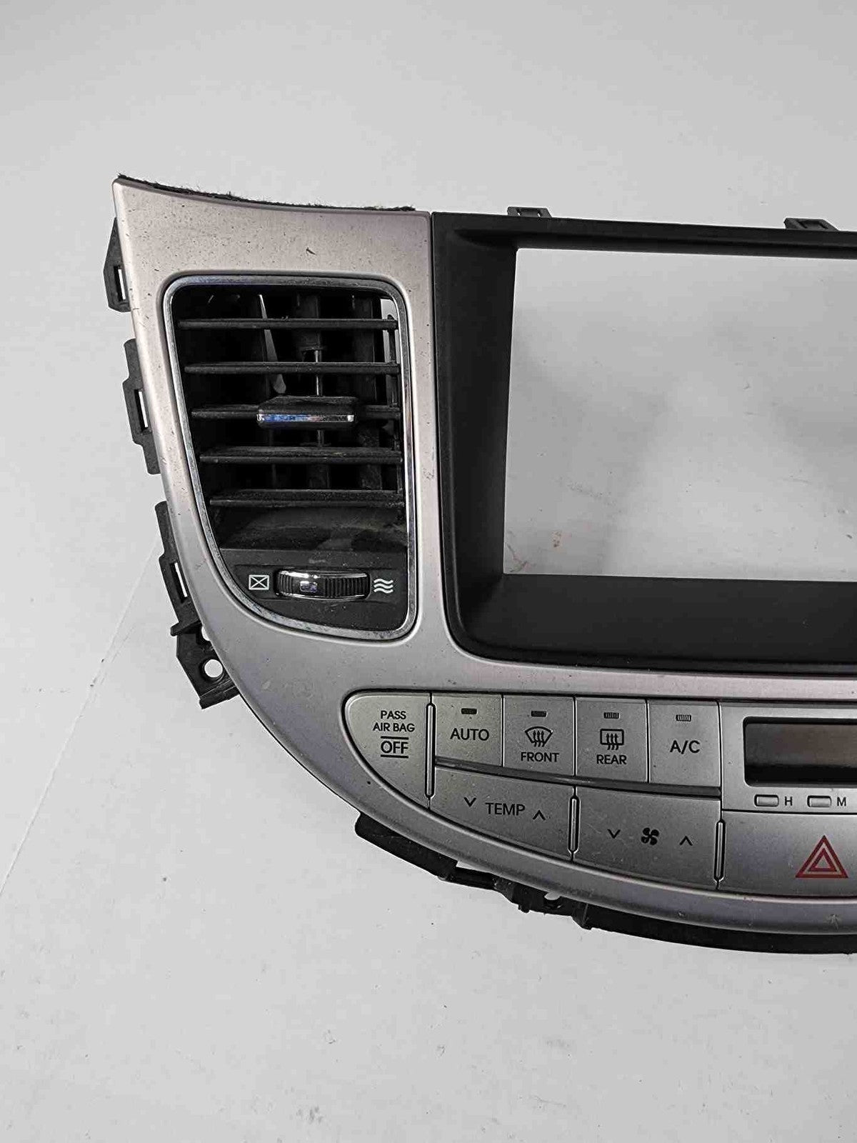 Heater A/c Control HYUNDAI GENESIS 09 10 11 12 13 146