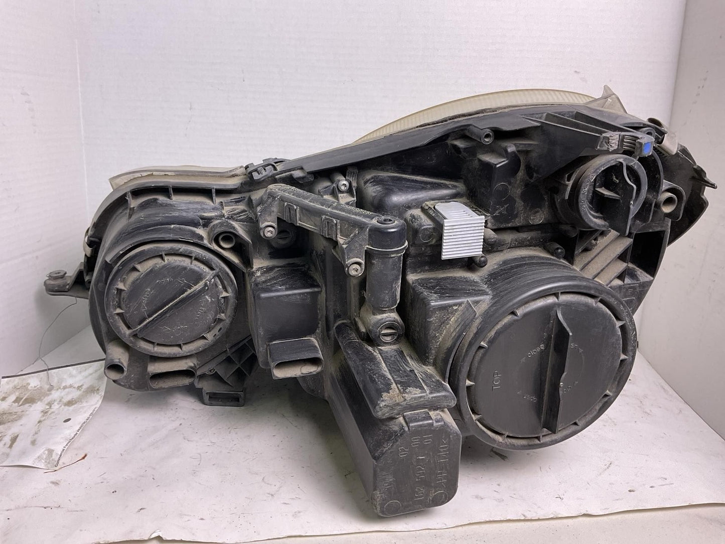 Headlamp Assembly MERCEDES E-CLASS Right 07 08 091