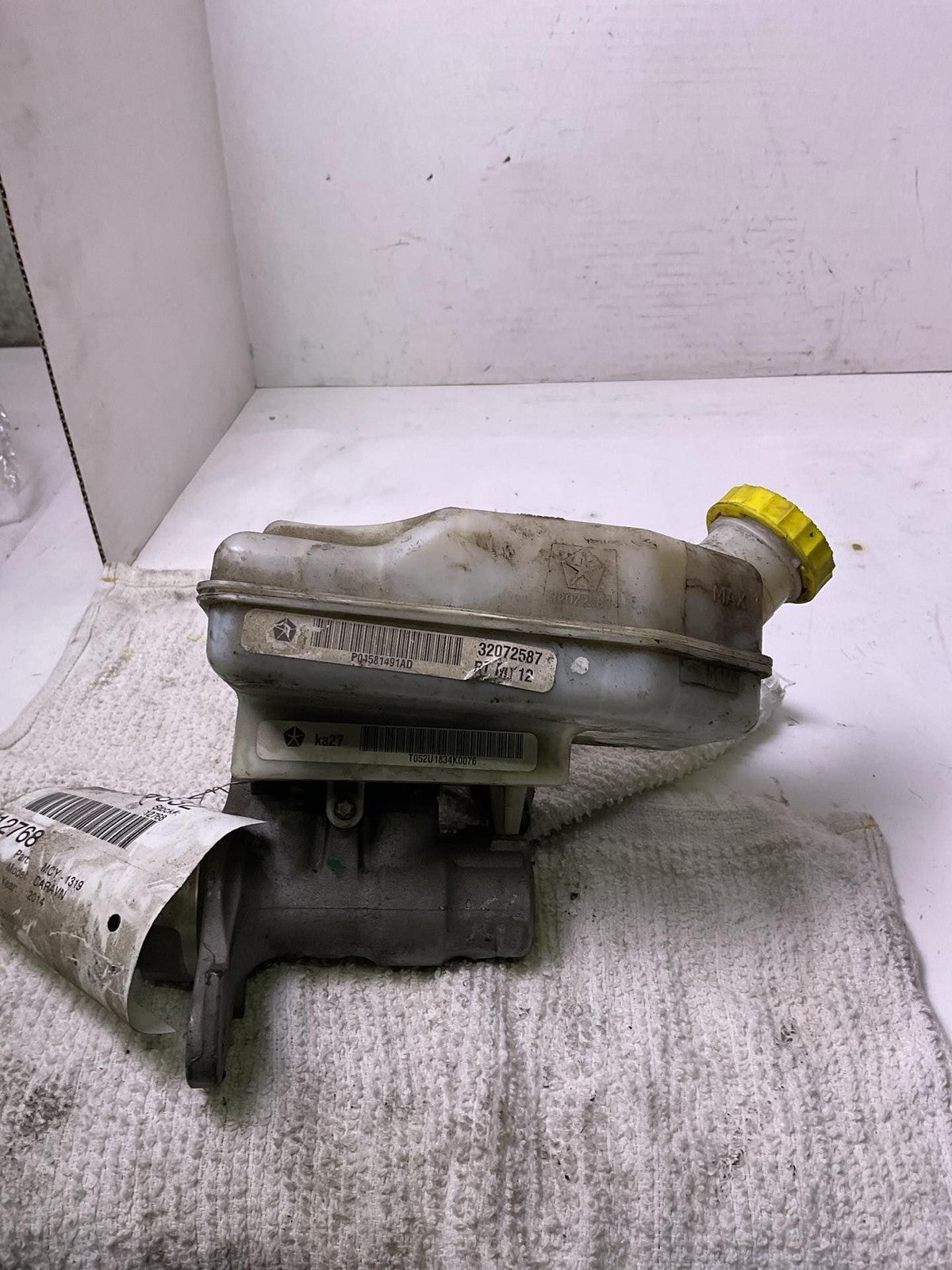 Master Cylinder DODGE CARAVAN 12 13 14 15 16 17 18 19 200