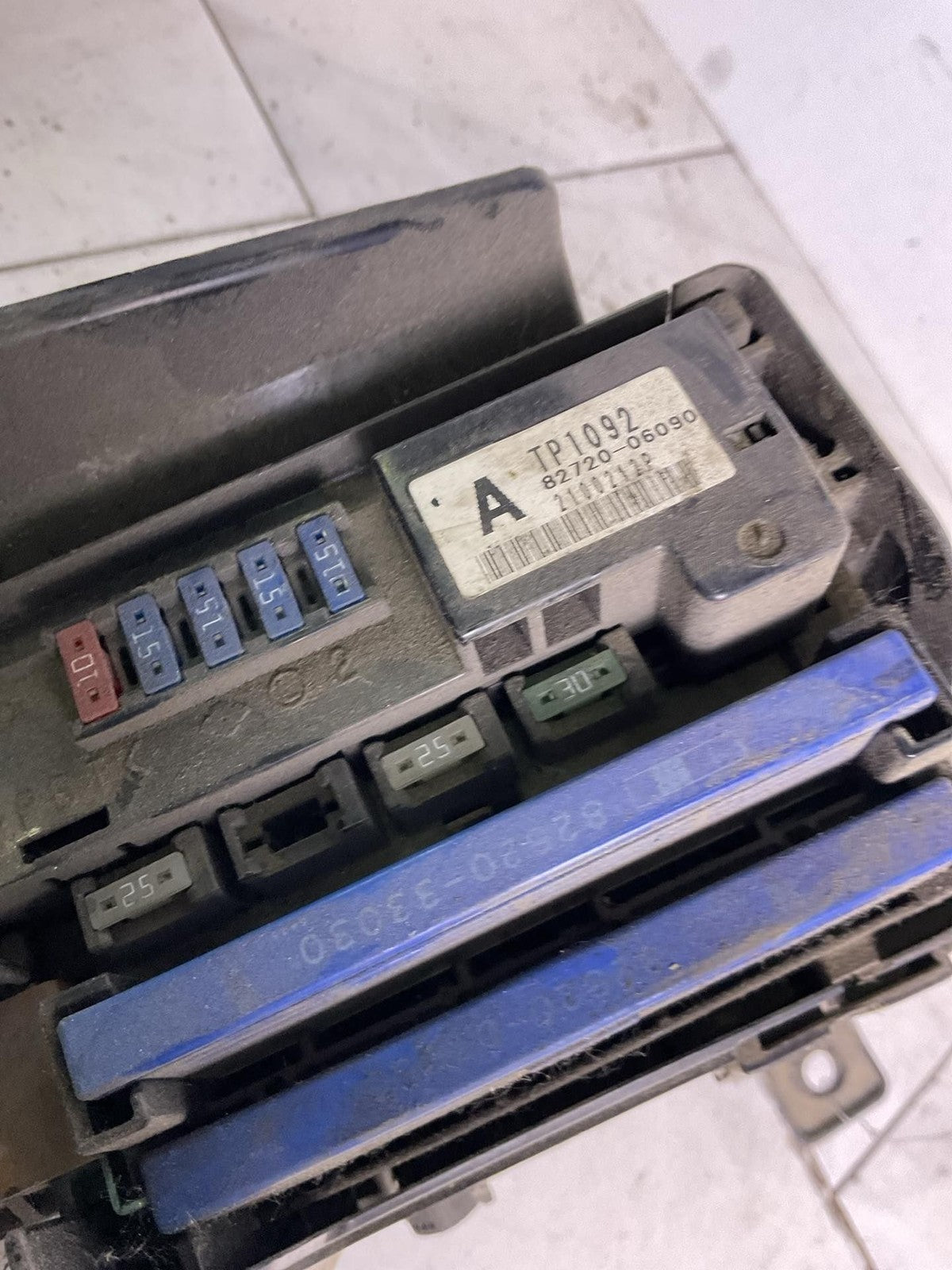 Engine Fuse Box TOYOTA CAMRY 07 08 094