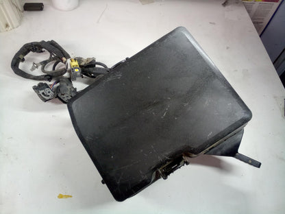 Engine Fuse Box KIA CARNIVAL 220