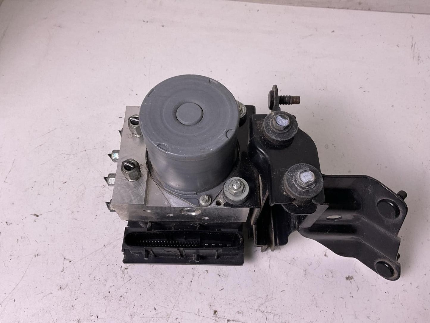 Anti-lock Brake Parts INFINITI G35 07 081