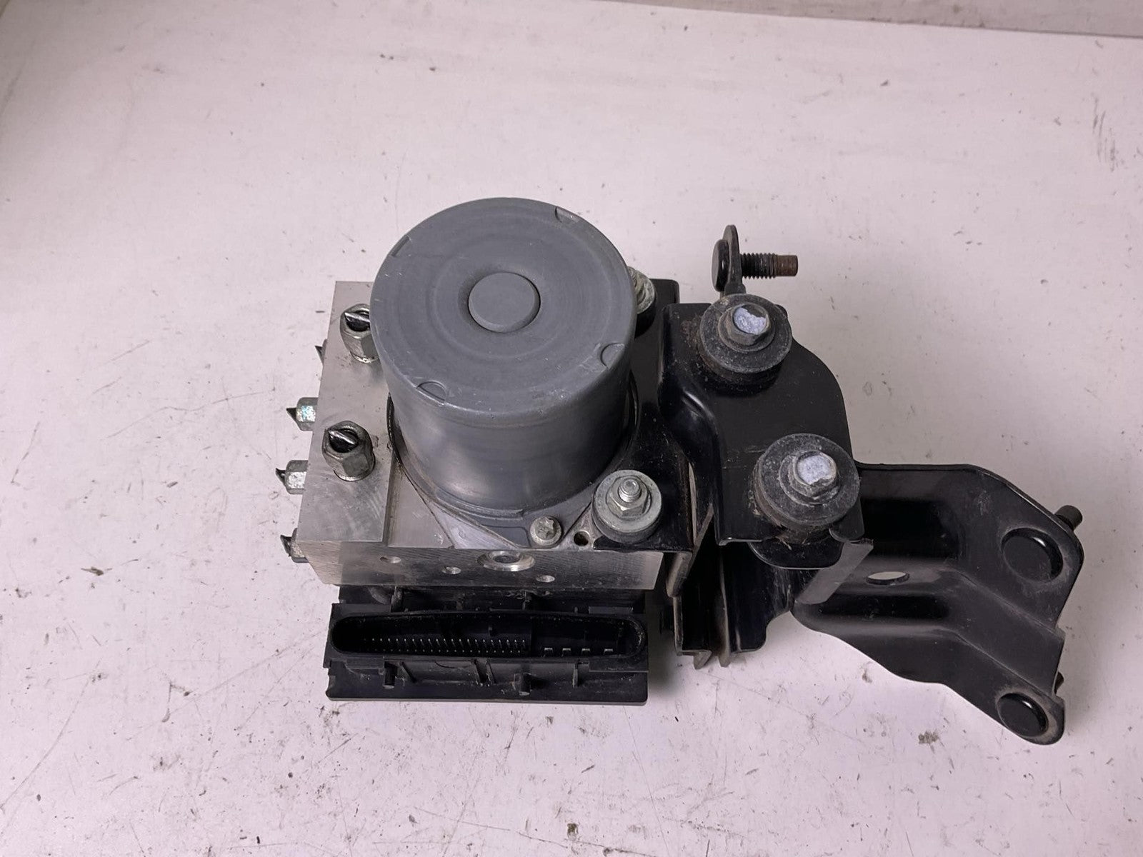 Anti-lock Brake Parts INFINITI G35 07 081