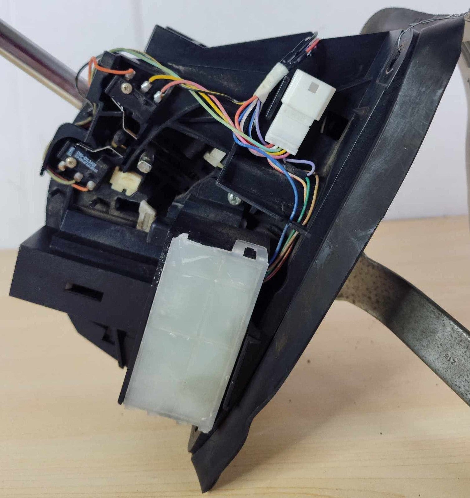 Automatic Transmission Floor Gear Shifter For 2011 INFINITI G373