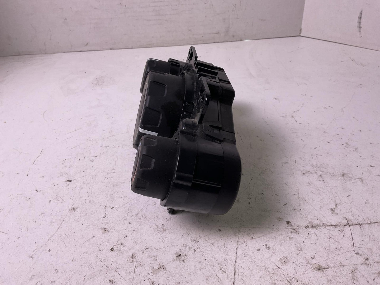 Heater A/c Control FORD FIESTA 14 15 16 17 18 192