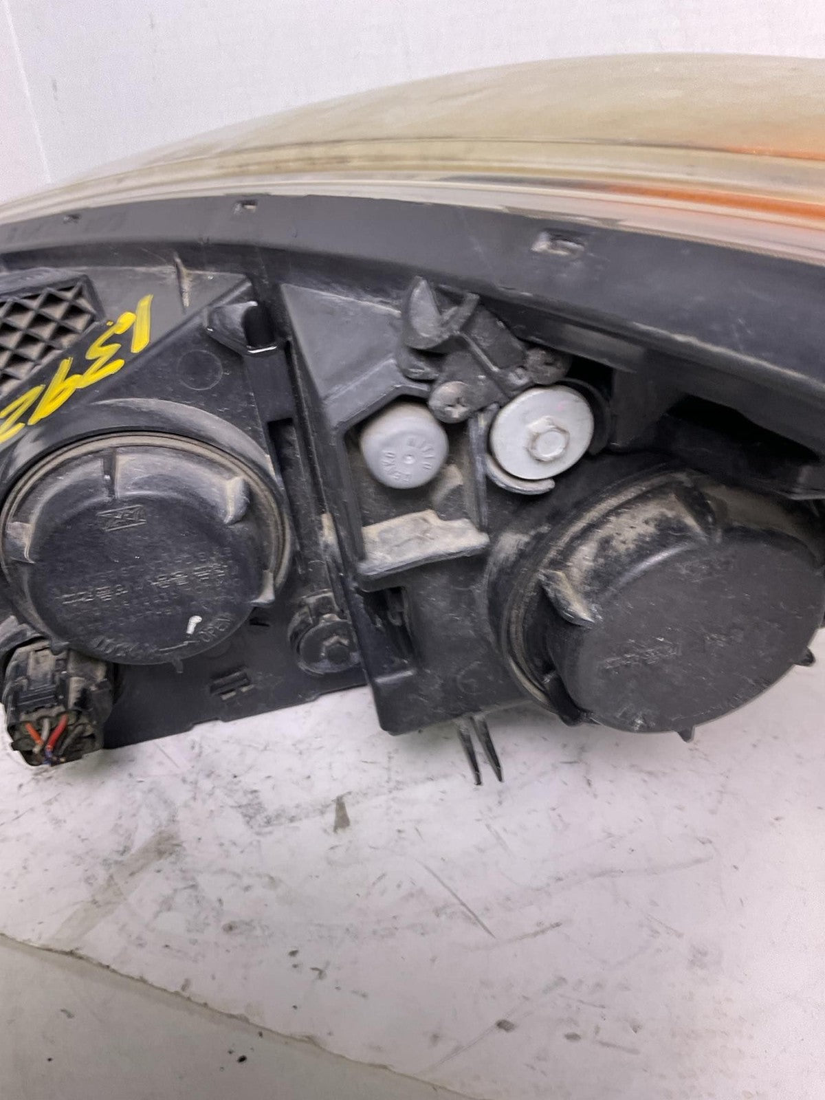 Headlamp Assembly HYUNDAI VELOSTER Right 12 13 14 15 16 175