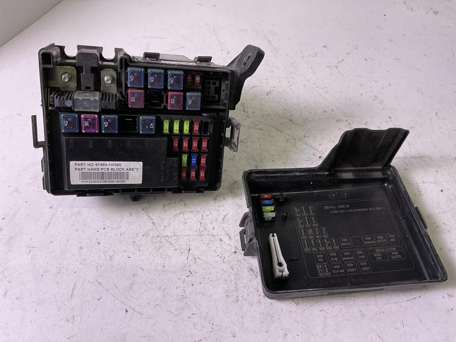 Engine Fuse Box KIA RIO 12 13 14 155