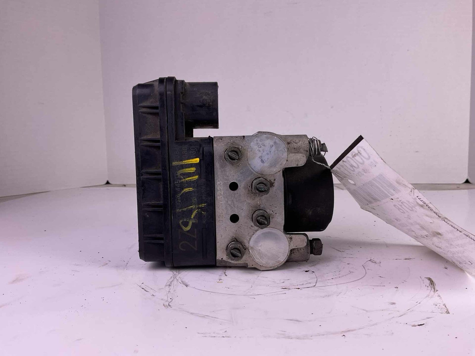 Anti-Lock Brake Pump Module Control Assembly For 2004-2006 LEXUS ES3304
