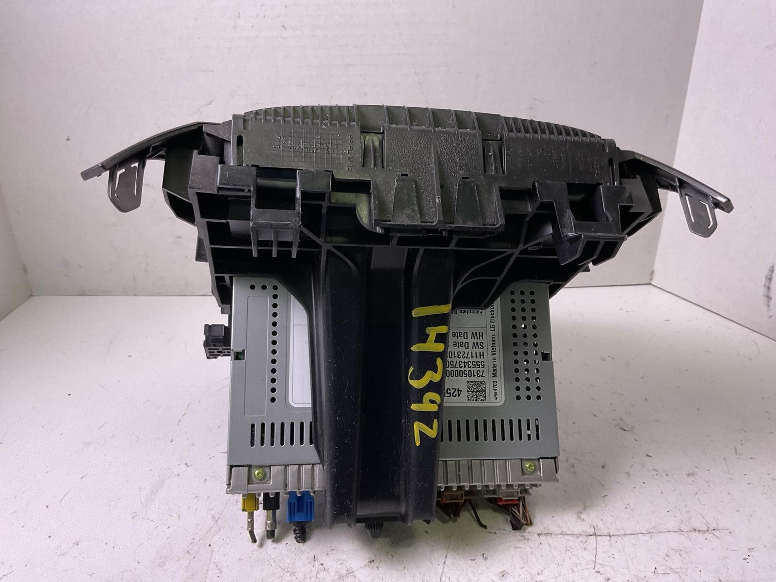 Audio & Visual Equip.(radio) CHEVY CRUZE 184