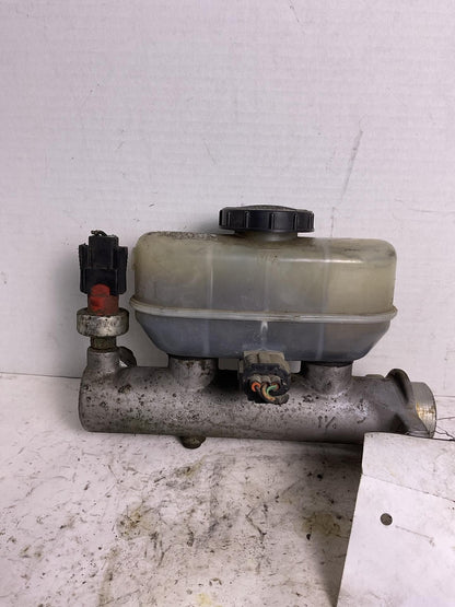 Master Cylinder FORD PICKUP F150 00 01 02 03 0411