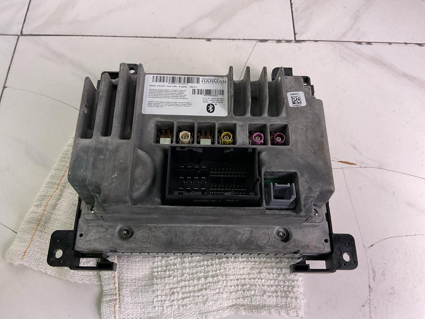 Audio & Visual Equip.(radio) DODGE CHARGER 155