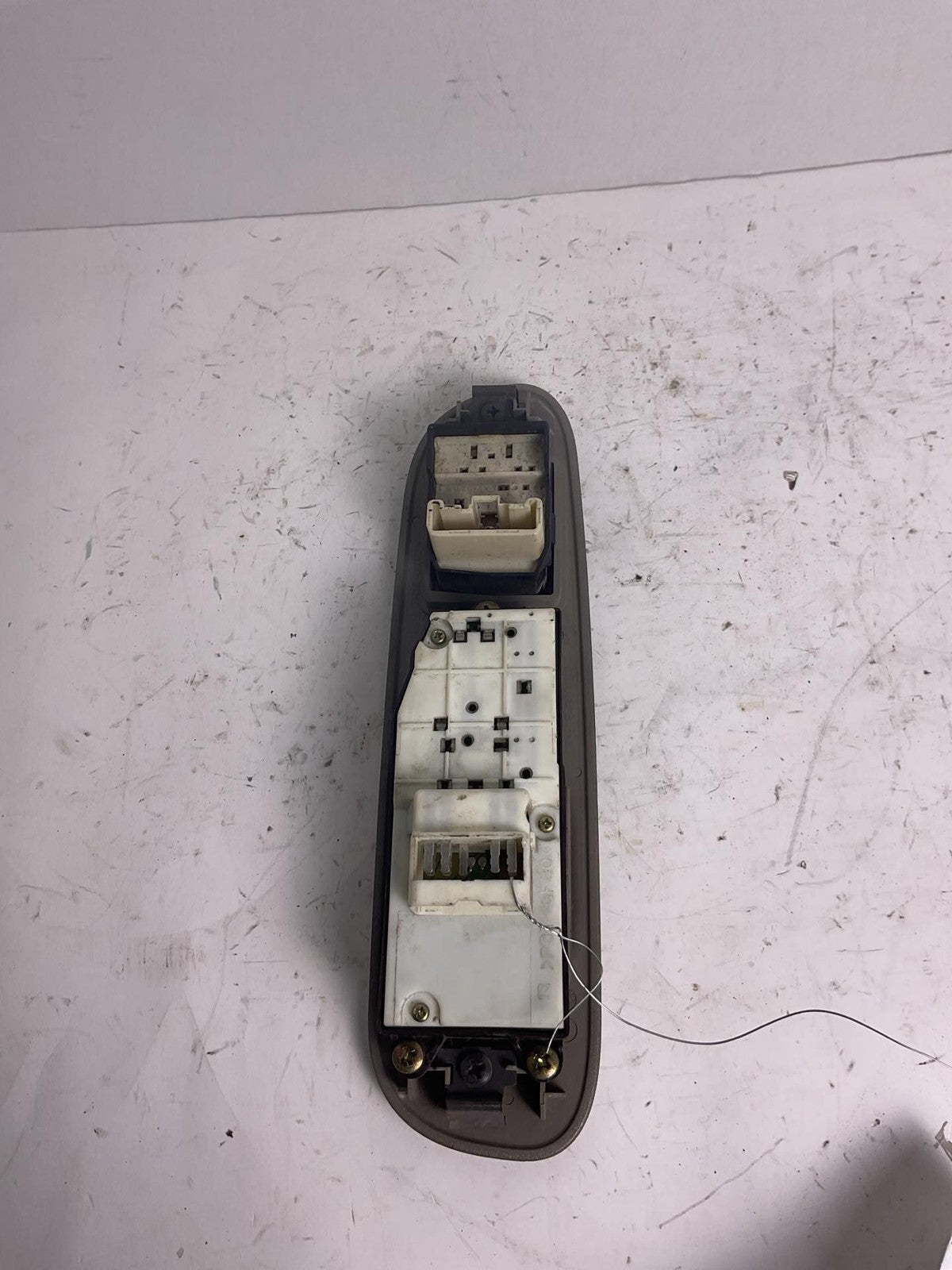 Door Switch Front TOYOTA TUNDRA 00 01 02 03 04 051