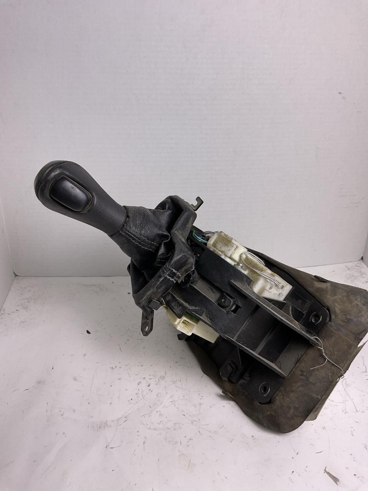 Floor Shifter INFINITI Q50 160