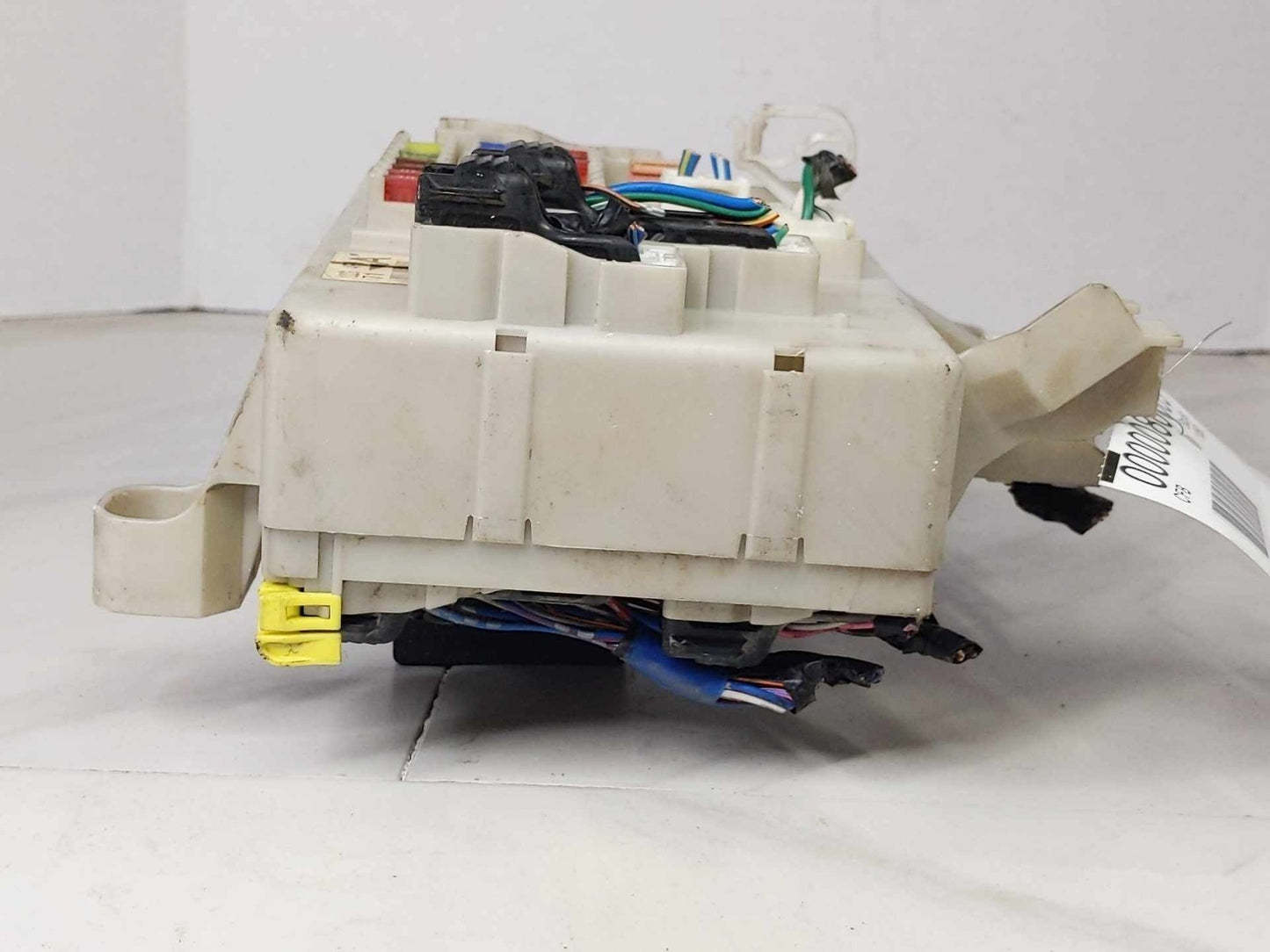 Cabin Fuse Box TOYOTA 4RUNNER 046