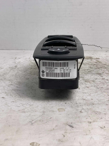 Door Switch Front CHRYSLER TOWN CNTRY 141