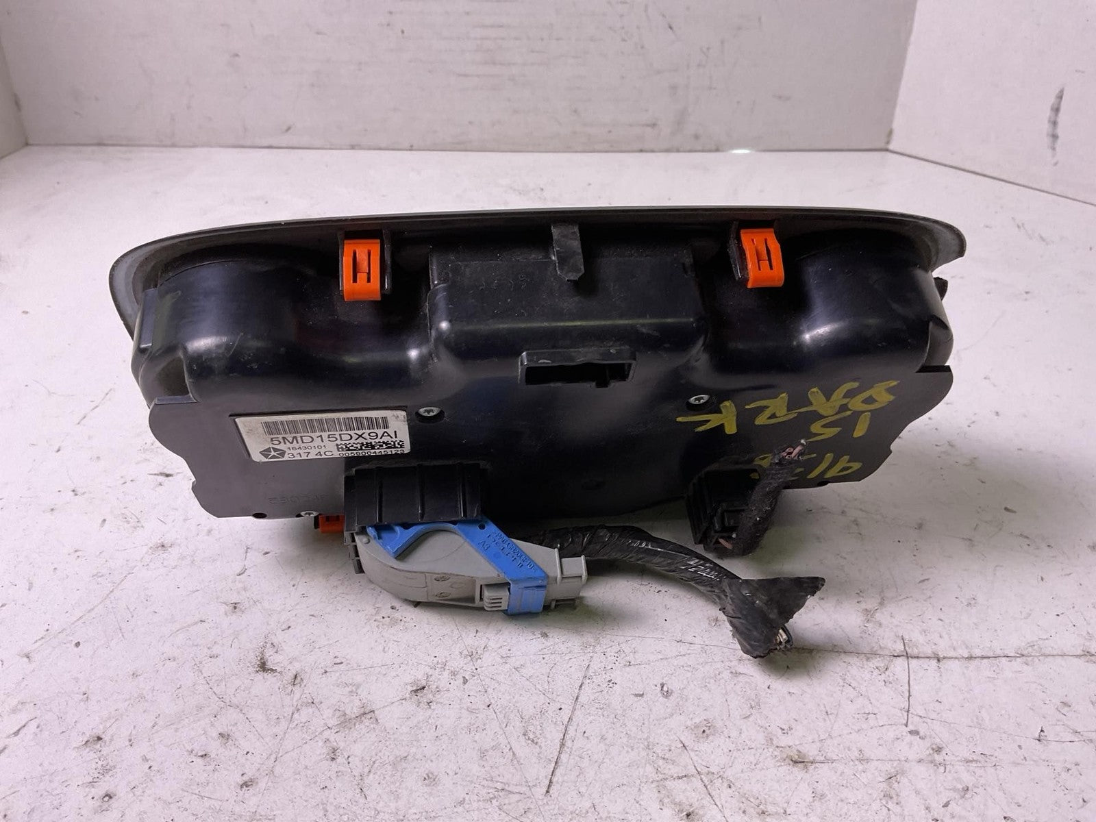 Heater A/c Control DODGE DART 13 14 15 163
