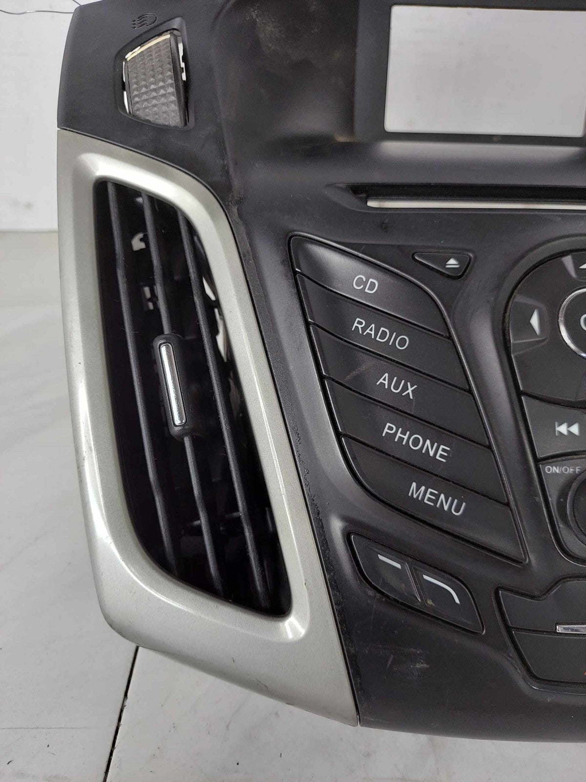 Audio & Visual Equip.(radio) FORD FOCUS 13 142