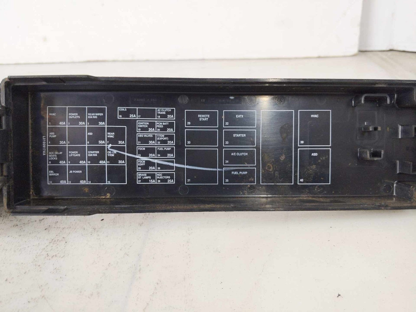Chassis Brain Box (power supply includes fuse box) JEEP GRAND CHEROKEE 072