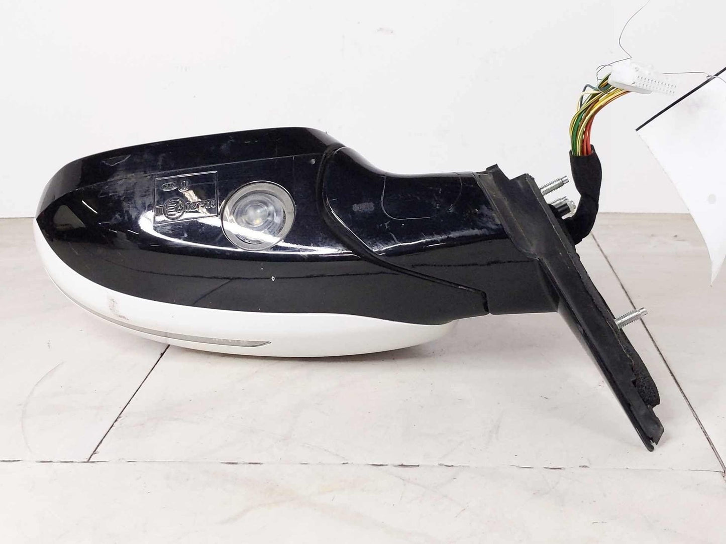 Left Driver Side Door Mirror For 2014-2016 KIA CADENZA4