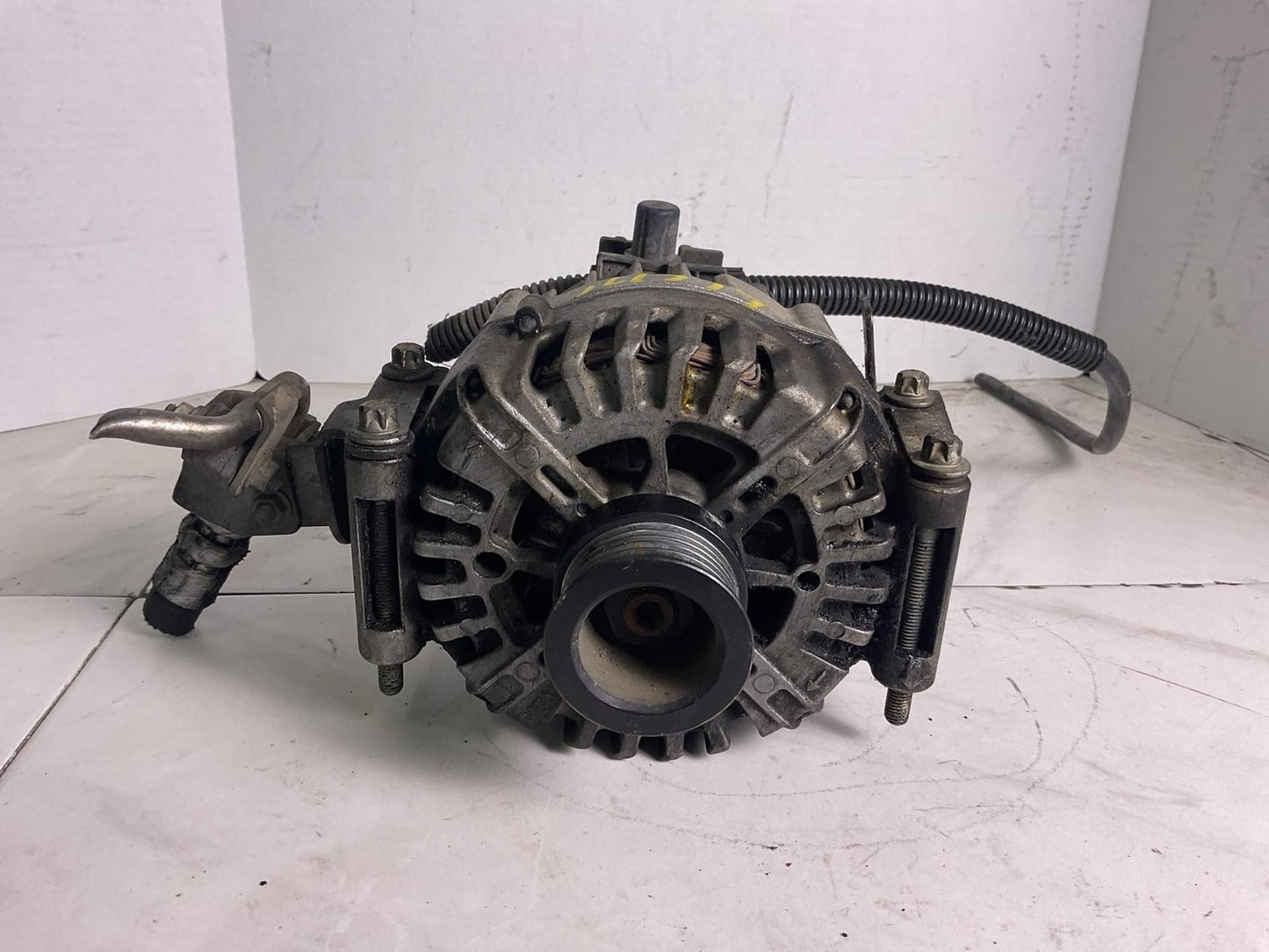 Alternator MERCEDES E-CLASS 12 13 14 15 160