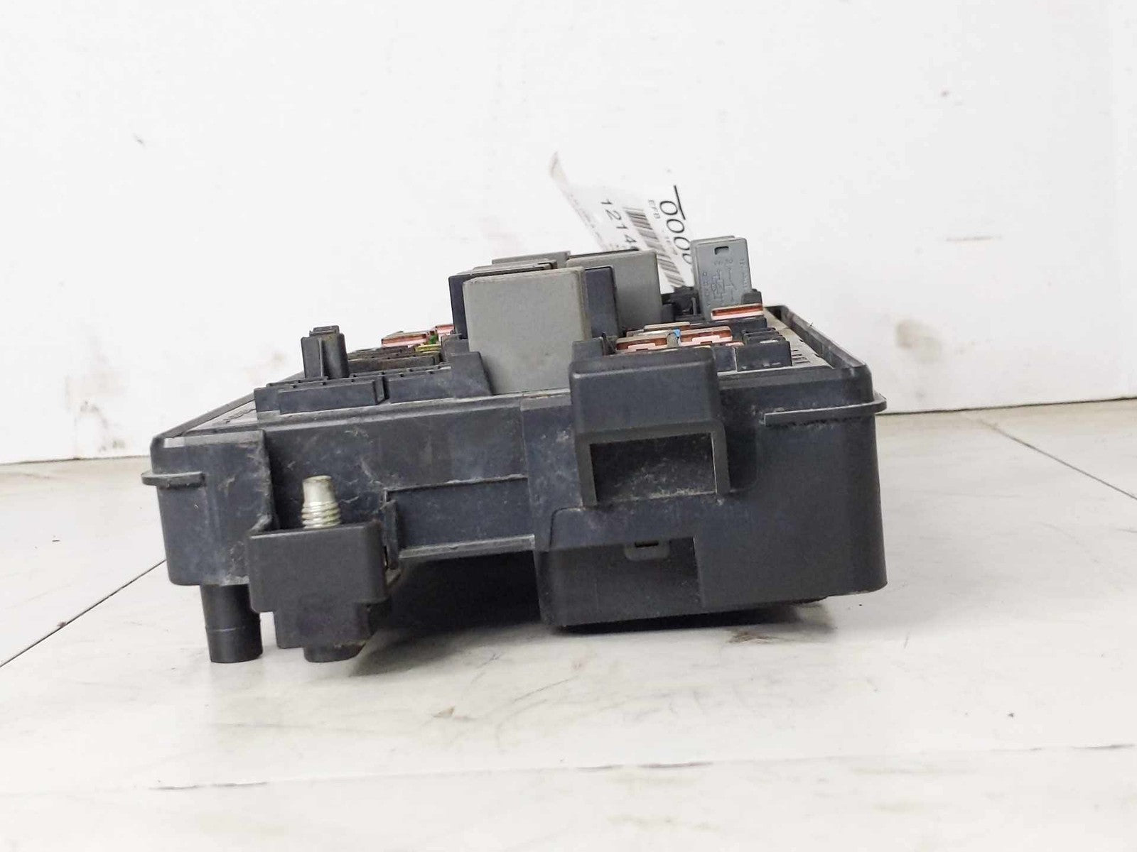 Engine Fuse Box CHEVY CAMARO 12 13 14 153