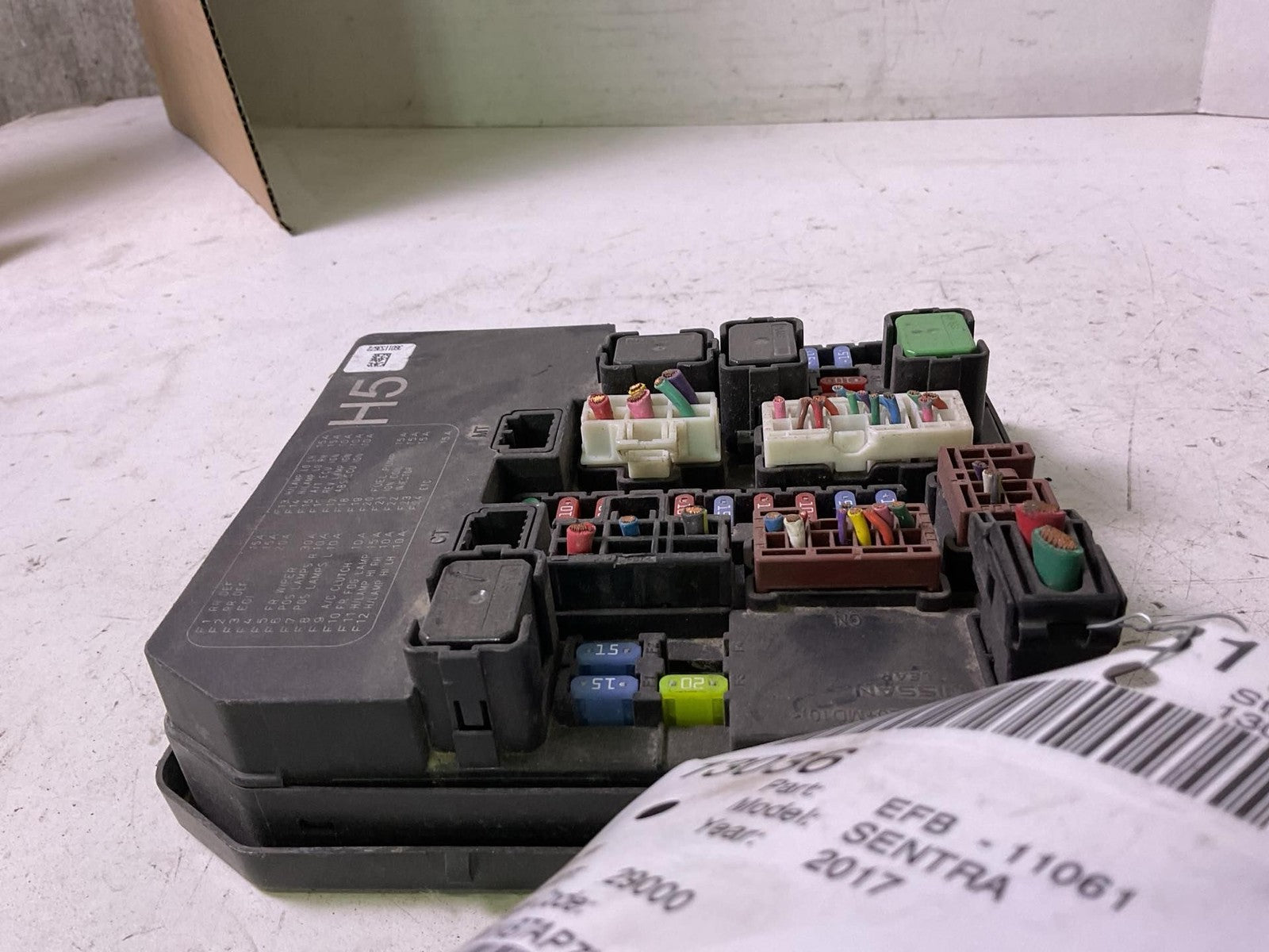 Engine Fuse Box NISSAN SENTRA 13 14 15 16 17 18 191
