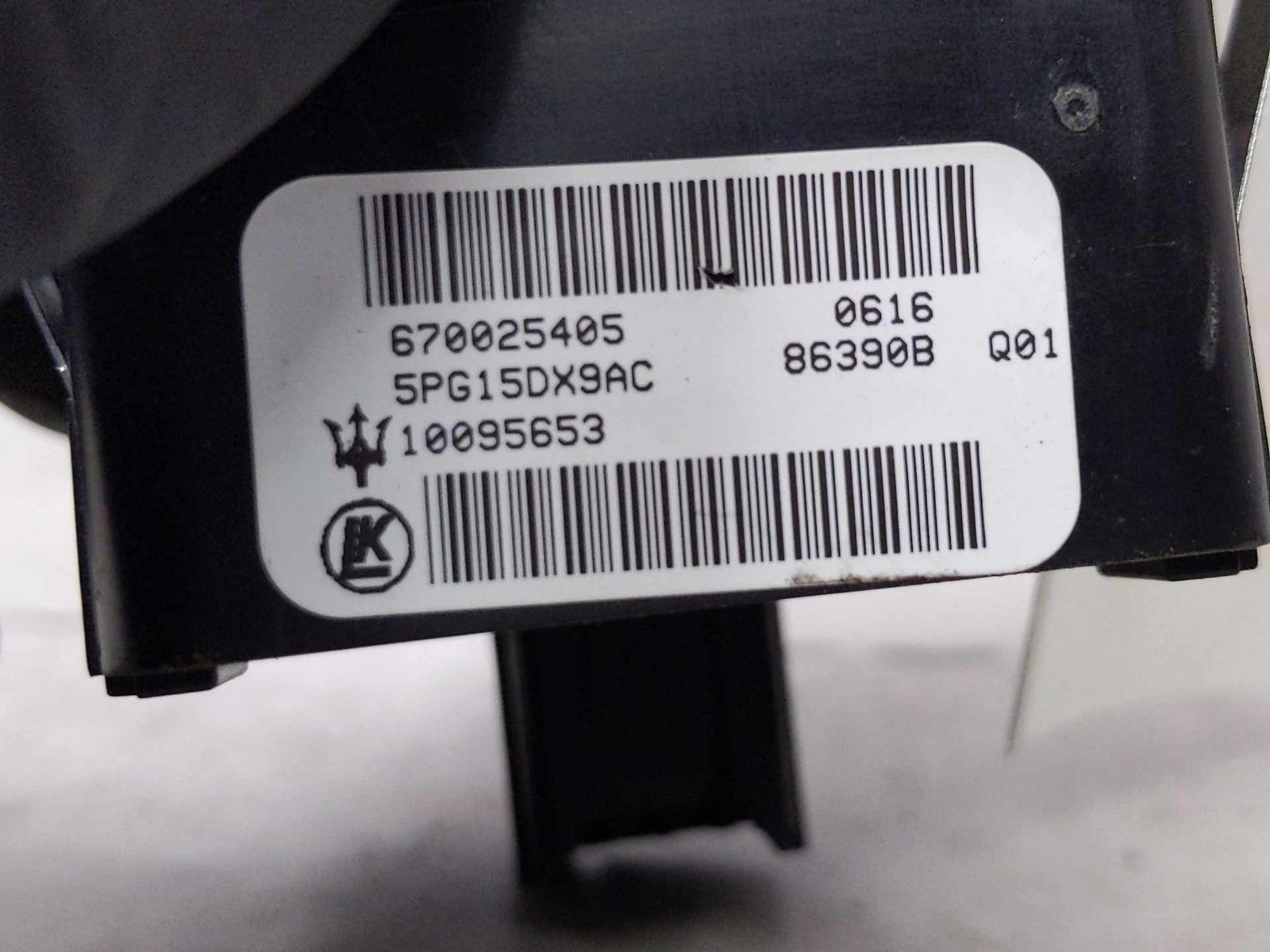 Door Switch Front MASERATI GHIBLI 176