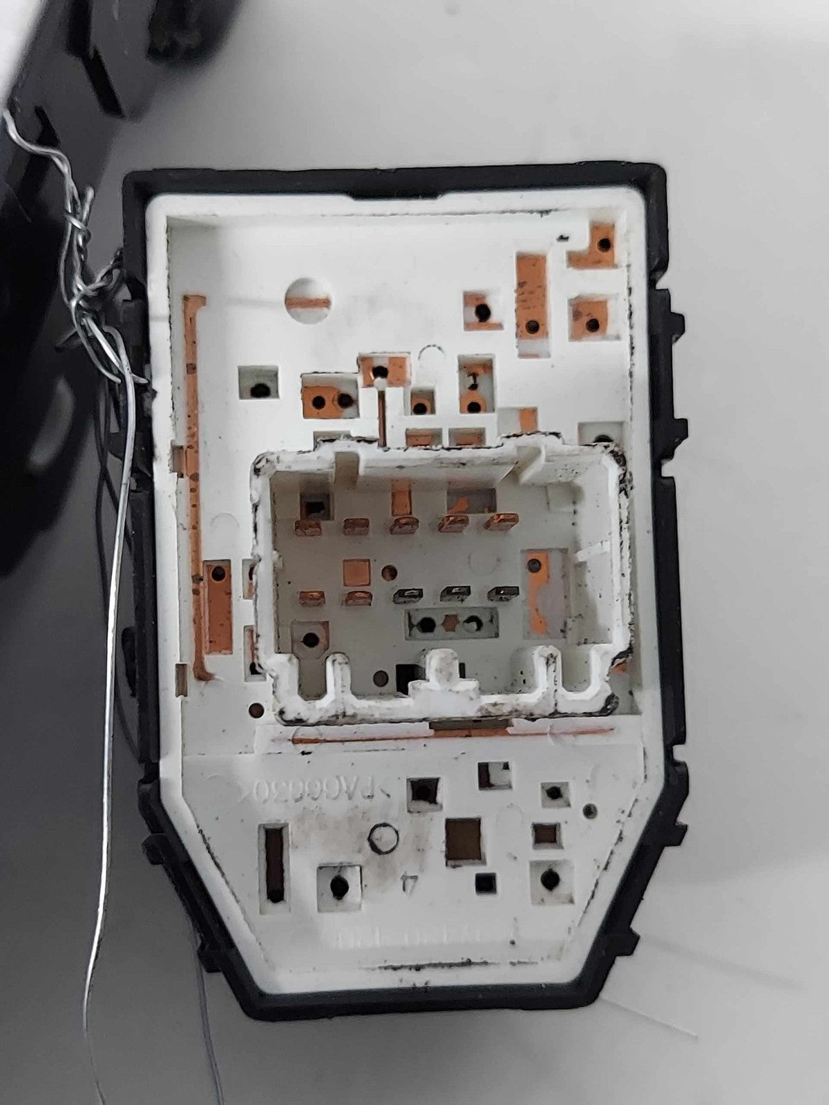 Door Switch Front HONDA ACCORD 08 09 10 11 122