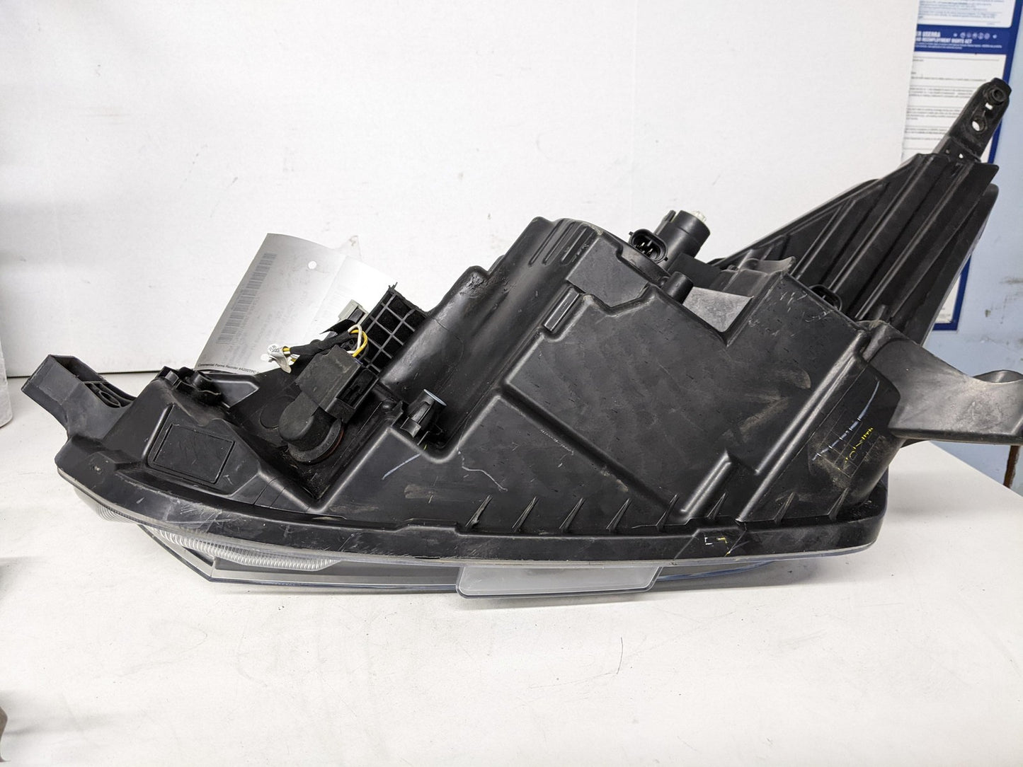 Headlamp Assembly NISSAN VERSA Left 20 21 222