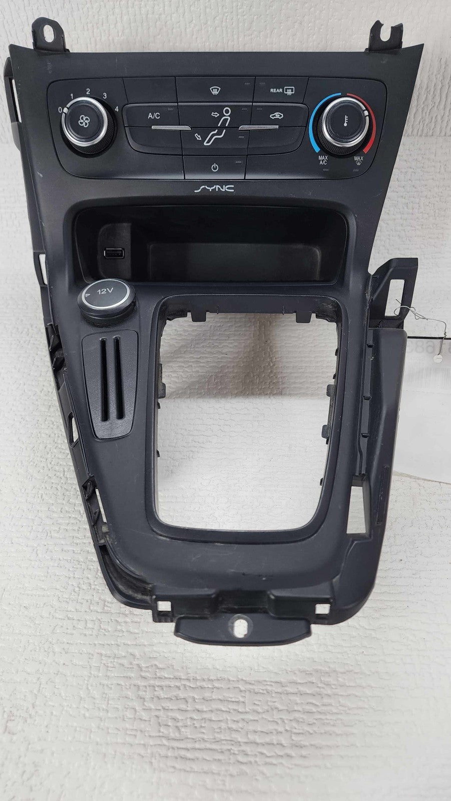 Heater A/c Control FORD FOCUS 15 16 17 181