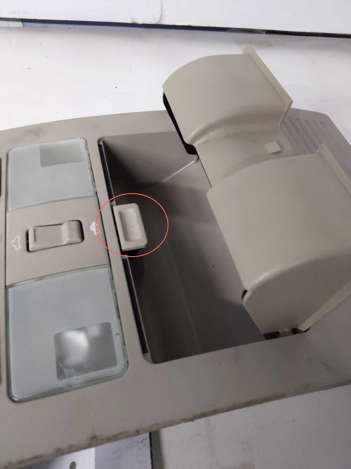 Overhead Console INFINITI M45 074