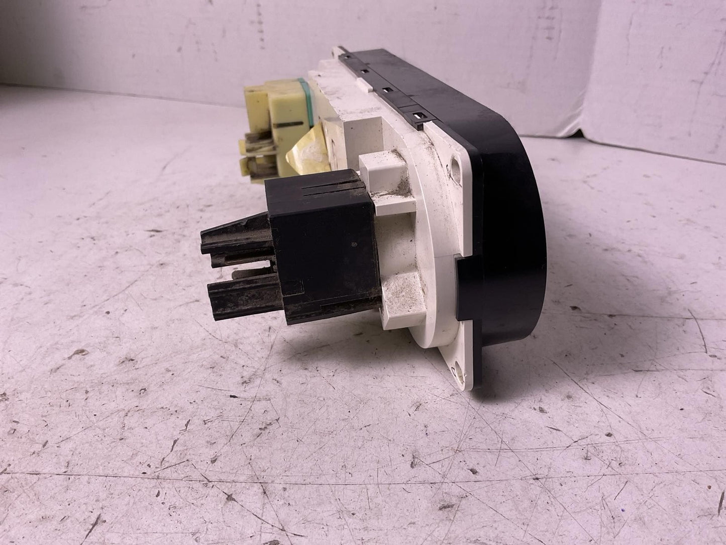 Heater A/c Control FORD EXPEDITION 03 04 05 063