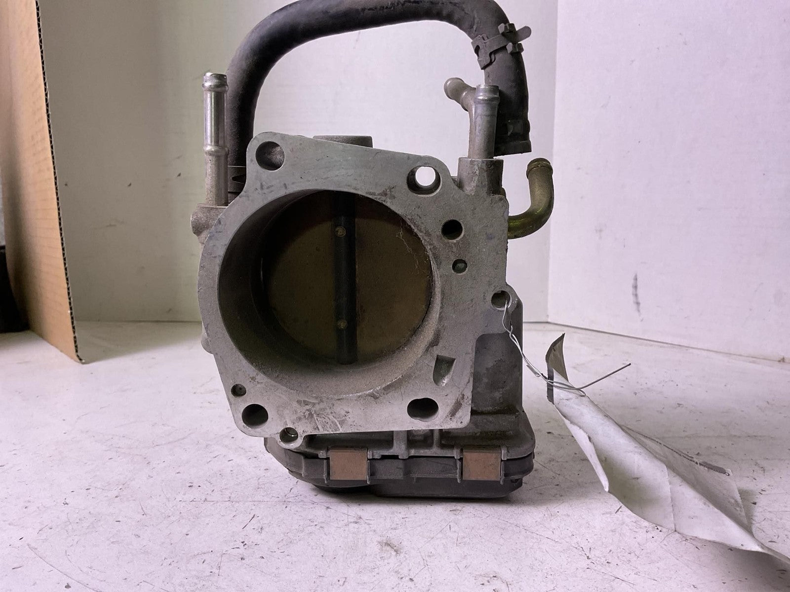 Throttle Body/valve Assy TOYOTA TUNDRA 03 042